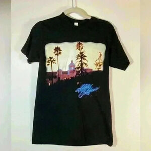 M TULTEX Jersey Hotel California Tee Shirt Top Black with Graphic A42